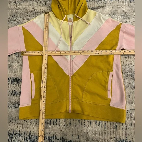 Anthropologie Daily Practice - Picture 3 of 6